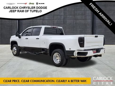 Used 2024 Chevrolet Silverado 3500 High Country w/ Technology Package AWD/4WD image 4