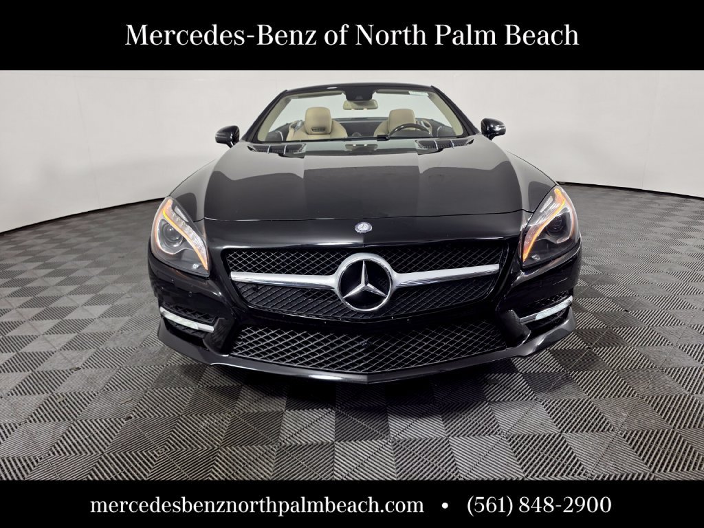 Used 2013 Mercedes-Benz SL 550 image 2