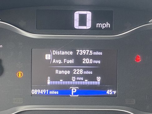 Used 2017 Honda Pilot Touring image 12