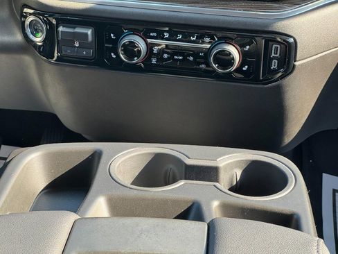 Used 2024 Chevrolet Silverado 1500 LT AWD/4WD image 14