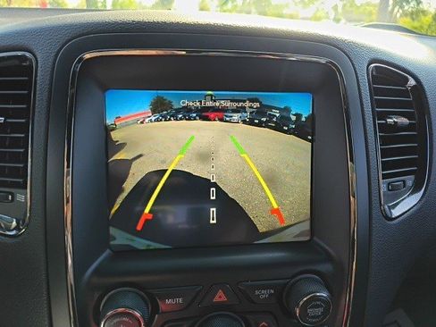 Used 2019 Dodge Durango GT image 23