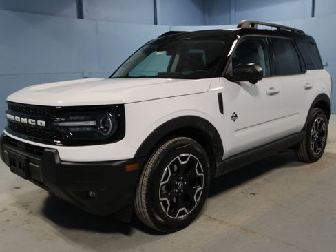 New 2025 Ford Bronco Sport Outer Banks w/ Outer Banks Tech Package+ image 28