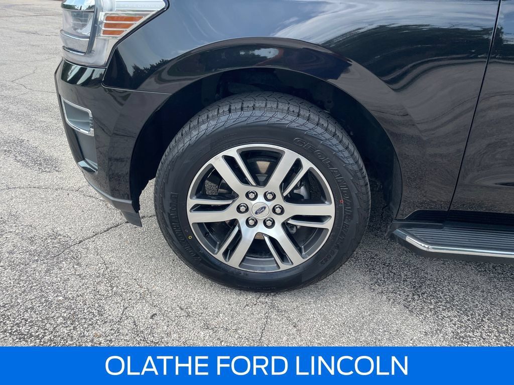 Certified 2022 Ford Expedition Limited AWD/4WD image 29