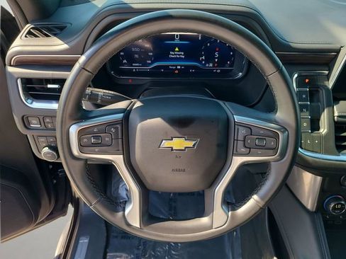 Used 2024 Chevrolet Suburban LT AWD/4WD image 23