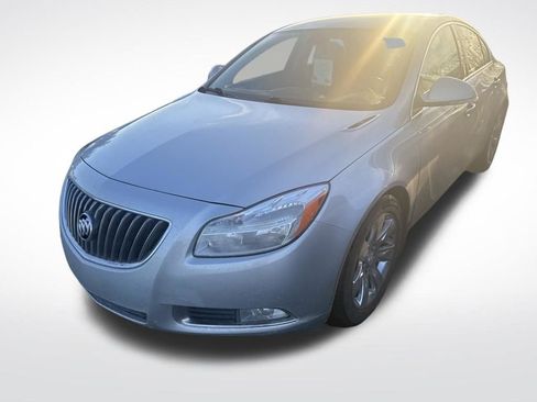 Used 2013 Buick Regal Premium image 4