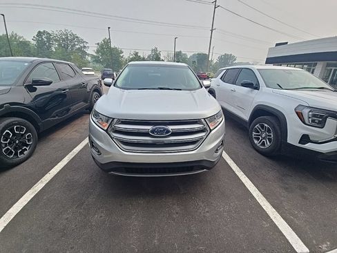 Used 2018 Ford Edge SEL w/ Equipment Group 201A AWD/4WD image 1