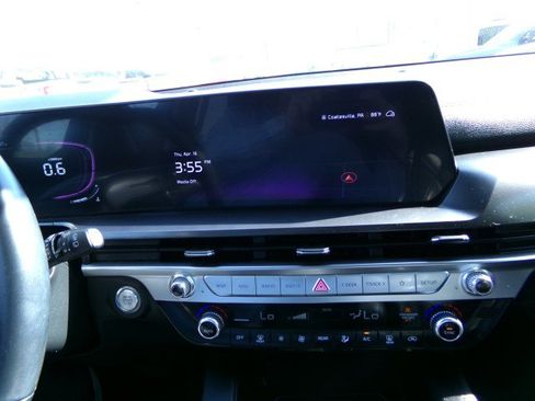 Used 2024 Kia Telluride LX image 21