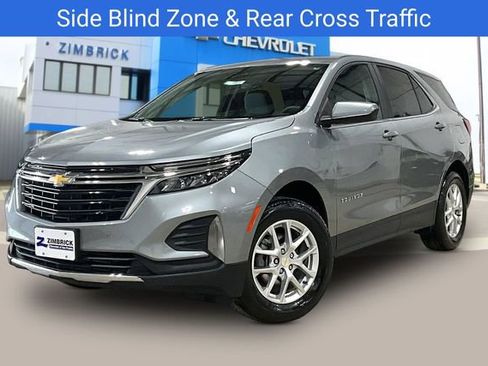 Certified 2023 Chevrolet Equinox LT w/ Driver Convenience Package image 3