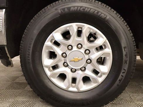 Used 2024 Chevrolet Silverado 3500 LTZ w/ LTZ Convenience Package AWD/4WD image 20