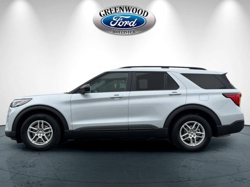 New 2026 Ford Explorer Active w/ Active Comfort Package RWD image 7
