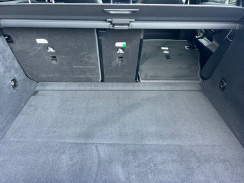 New 2026 Mercedes-Benz EQE 320 4MATIC SUV image 20