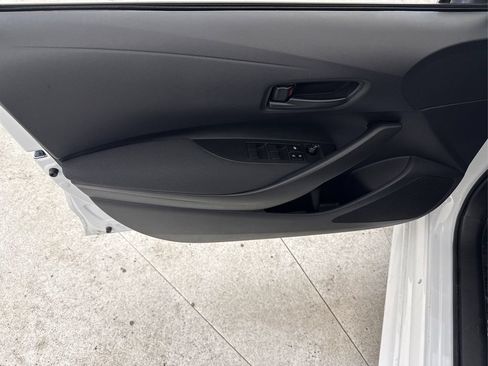 Used 2026 Toyota Corolla LE FWD image 40