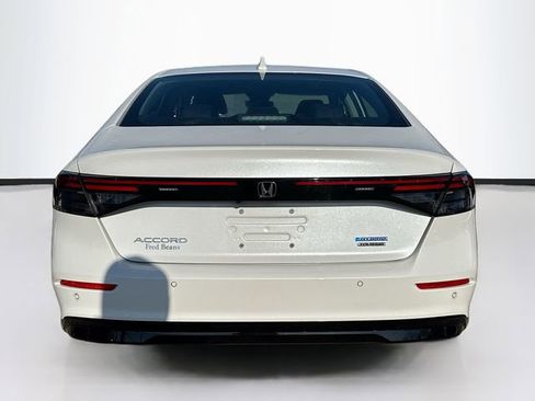 Certified 2023 Honda Accord Touring image 6