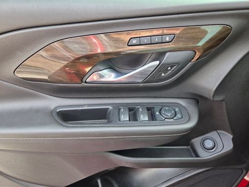 Used 2019 GMC Terrain Denali w/ Advanced Safety Package FWD image 21