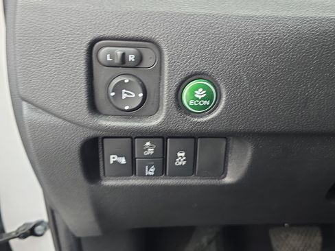 Certified 2025 Honda Passport EX-L image 24