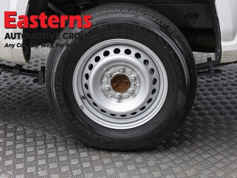 Used 2025 Toyota Tacoma SR RWD image 8