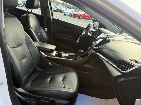 Used 2017 Chevrolet Volt Premier w/ Driver Confidence II Package image 14