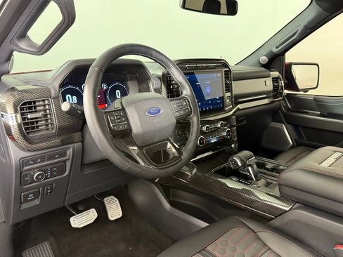 Used 2022 Ford F150 Lariat w/ Equipment Group 502A High AWD/4WD image 4
