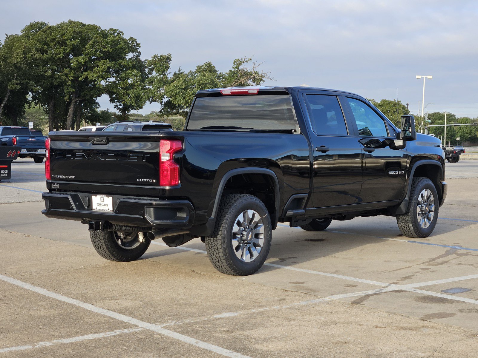 New 2026 Chevrolet Silverado 2500 Custom w/ Custom Value Package AWD/4WD image 4