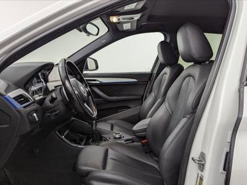 Used 2017 BMW X1 xDrive28i image 14