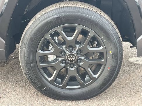 New 2026 Toyota Tundra Platinum image 10