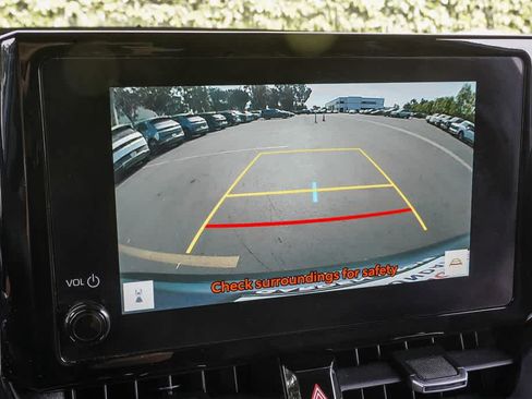 Used 2023 Toyota Corolla Cross XLE FWD image 24
