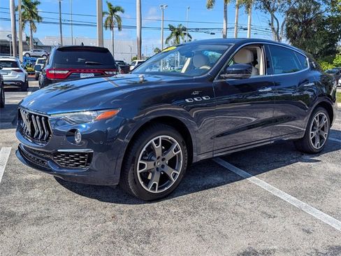 Used 2022 Maserati Levante GT image 3