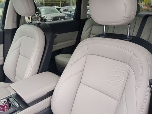 New 2026 Lincoln Nautilus Premier w/ Equipment Group 102A AWD/4WD image 10