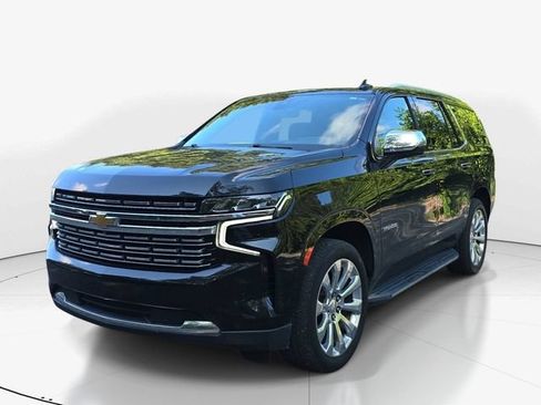 Used 2021 Chevrolet Tahoe Premier w/ Premium Package AWD/4WD image 10
