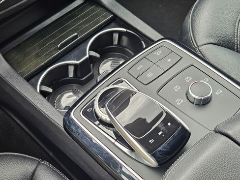 Used 2017 Mercedes-Benz GLS 450 4MATIC image 12