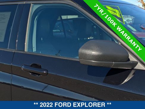 Certified 2022 Ford Explorer XLT w/ Equipment Group 202A image 10