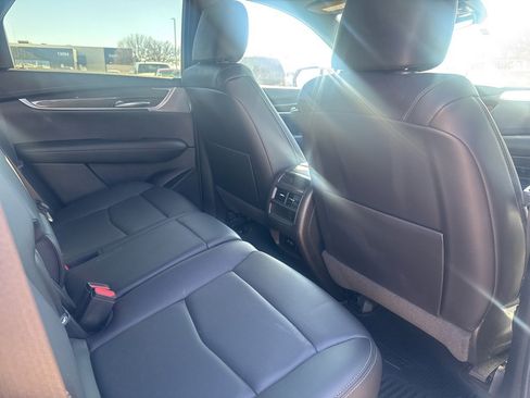 Used 2023 Cadillac XT5 Sportv image 7
