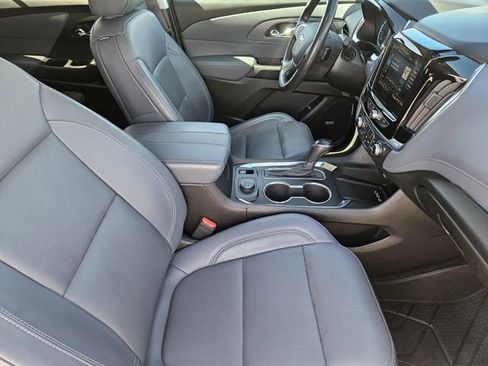 Used 2020 Chevrolet Traverse Premier w/ LPO, Floor Liner Package AWD/4WD image 15