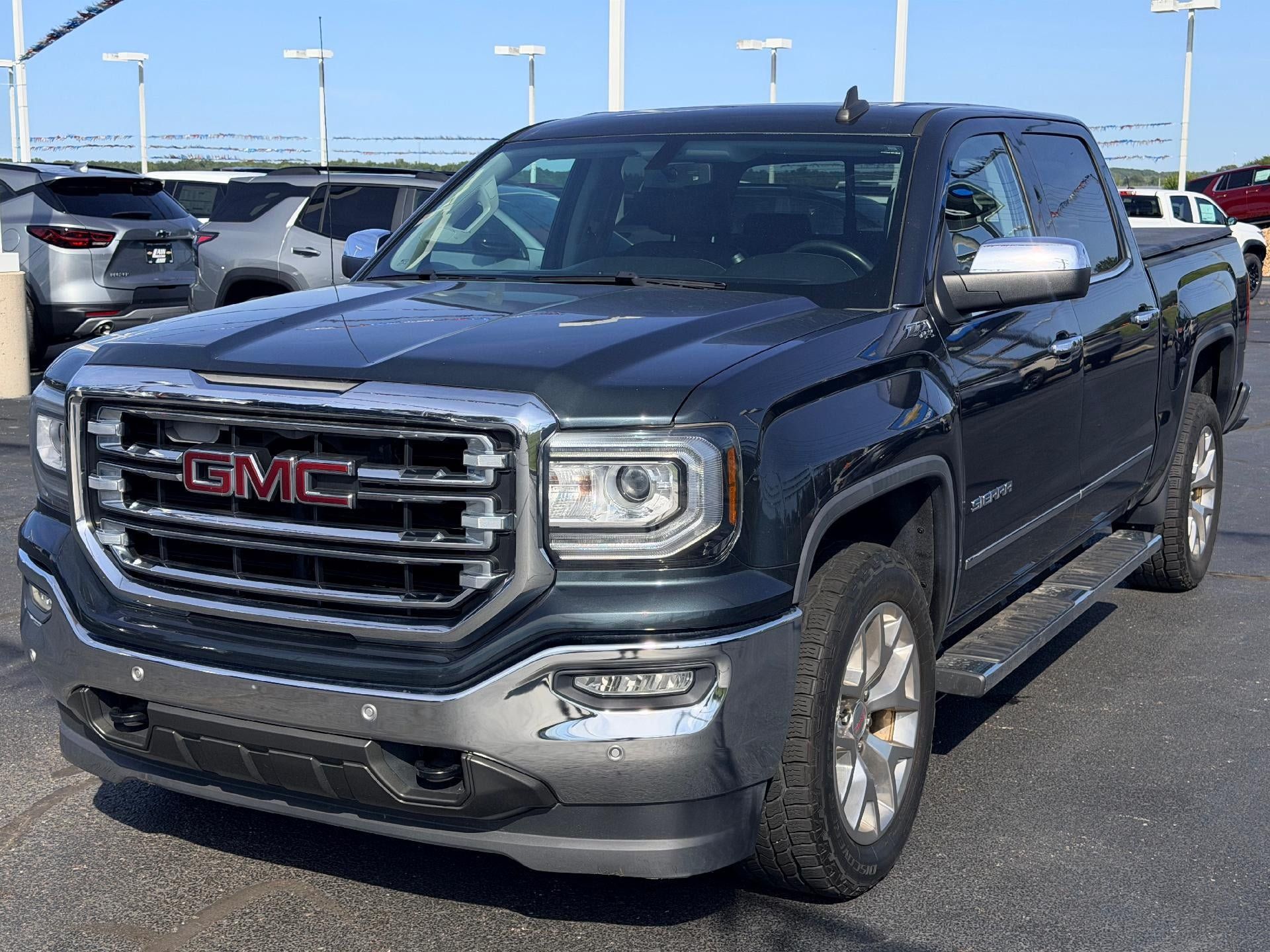 Used 2017 GMC Sierra 1500 SLT w/ SLT Premium Package AWD/4WD image 1