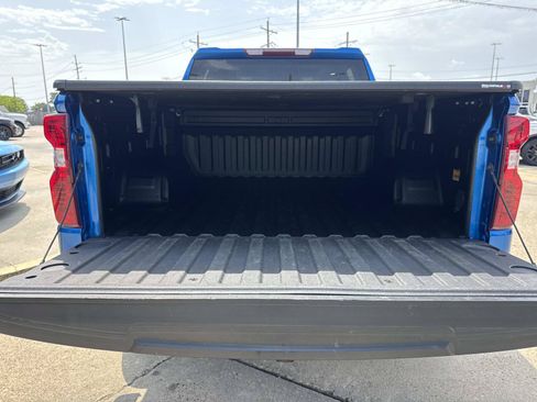 Used 2023 Chevrolet Silverado 1500 Custom AWD/4WD image 8