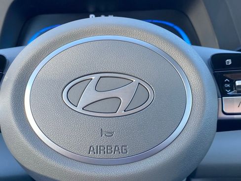 New 2026 Hyundai Elantra Sport FWD image 18