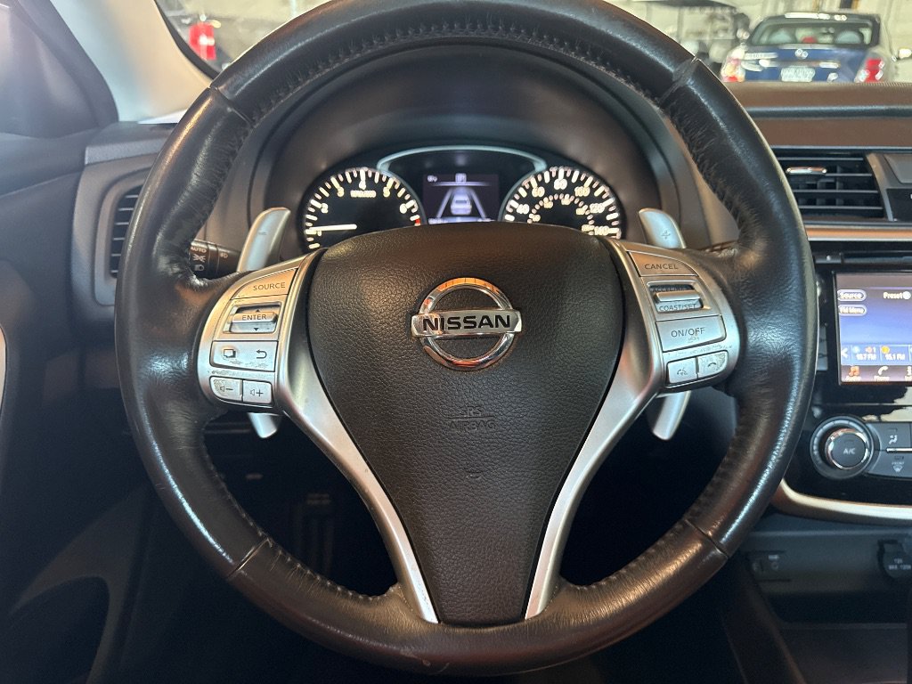 Used 2018 Nissan Altima 2.5 SR w/ SR Special Edition FWD image 12