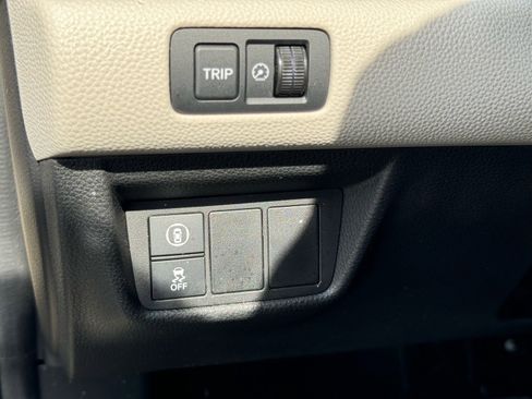 Used 2019 Honda Accord LX image 22