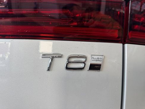 New 2026 Volvo XC60 T8 Ultra w/ Protection Package Premier AWD/4WD image 10