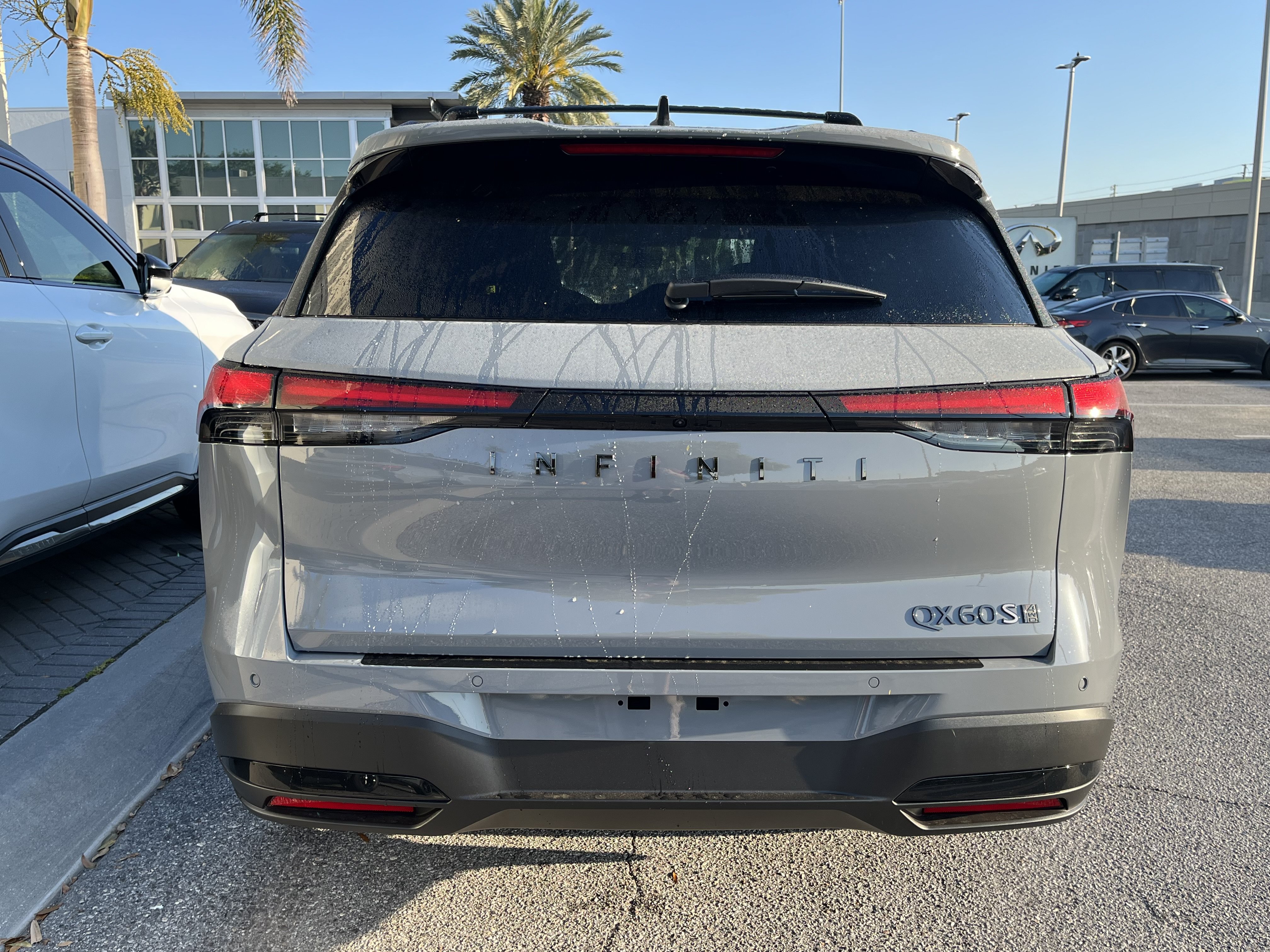 Used 2026 INFINITI QX60 Sport w/ Dark Cargo Package AWD/4WD image 4