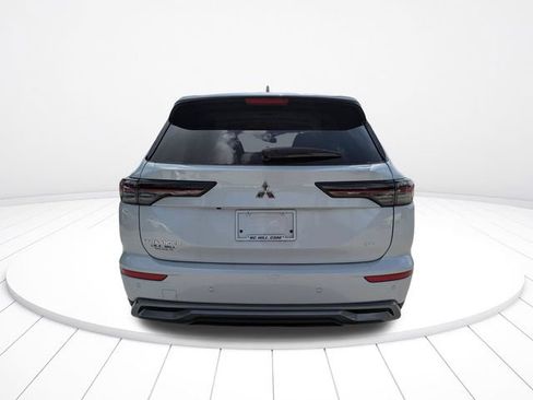 New 2026 Mitsubishi Outlander SE FWD image 5