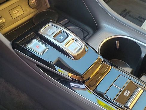Used 2023 Hyundai Sonata SEL image 12