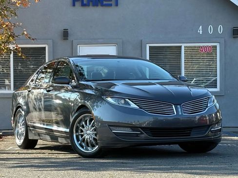 Used 2016 Lincoln MKZ Hybrid w/ Equipment Group 600A Reserve image 3