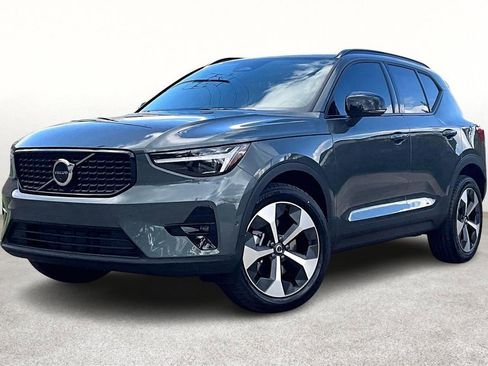 New 2026 Volvo XC40 B5 Plus w/ Protection Package Premier image 2