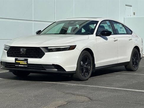 New 2025 Honda Accord SE image 8