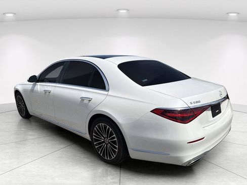 Used 2022 Mercedes-Benz S 580 4MATIC Sedan image 6