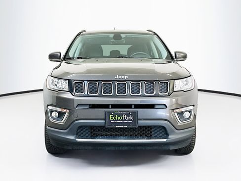 Used 2018 Jeep Compass Limited w/ Navigation Group image 2