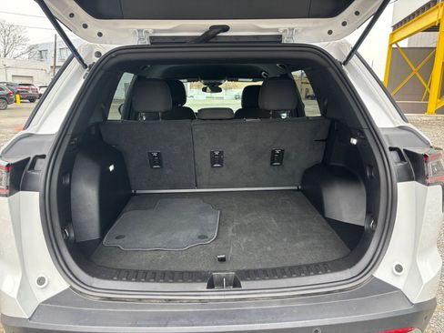 Used 2025 Chevrolet Equinox LT image 27