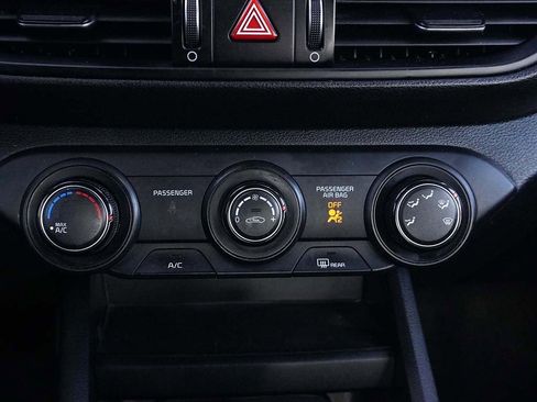 Used 2023 Kia Forte LXS w/ LXS Technology Package image 37