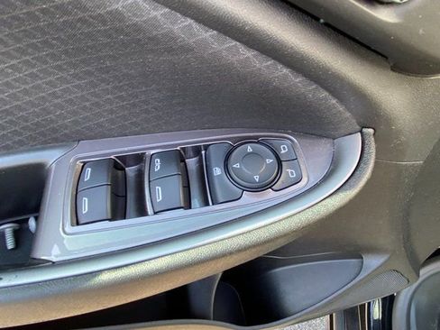 Used 2023 Chevrolet Malibu LT FWD image 16